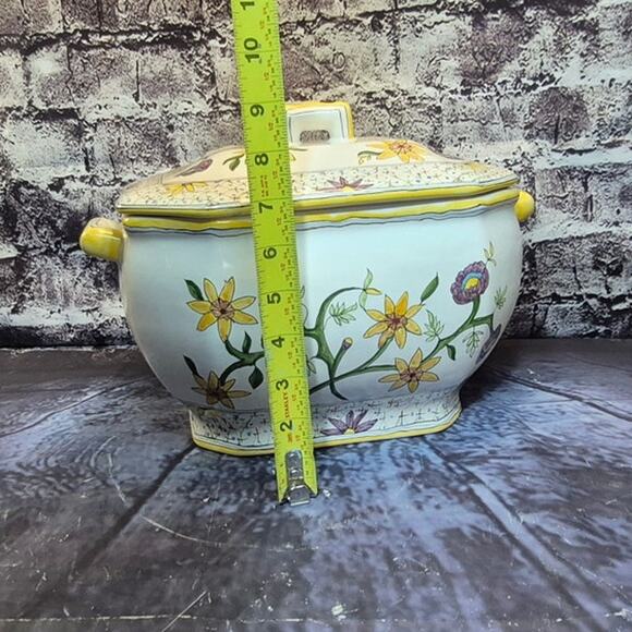 Vintage Hand Painted Ceramic Tureen with underplate by Lis Ceramica - Picture 7 of 11